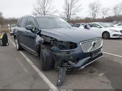 YV4A22PL6J1364345 2018 VOLVO XC90