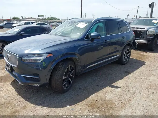 YV4A22PL6K1429843 2019 VOLVO XC90 - Image 2