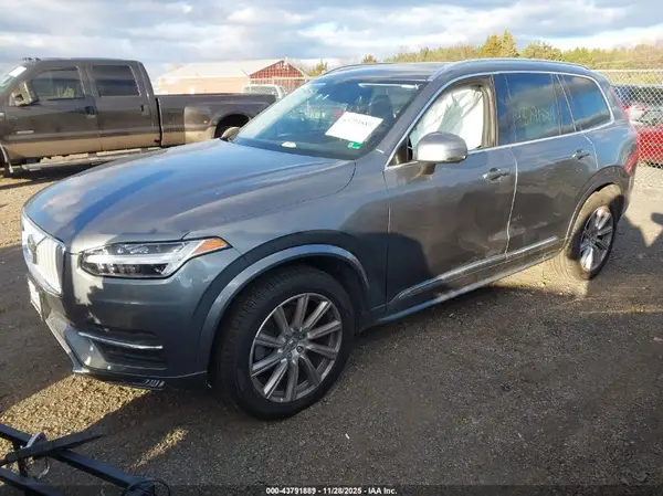 YV4A22PL6K1430703 2019 VOLVO XC90 - Image 2