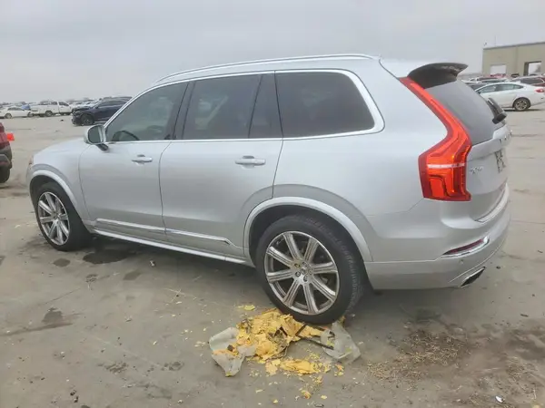 YV4A22PL6K1445590 2019 VOLVO XC90 - Image 2