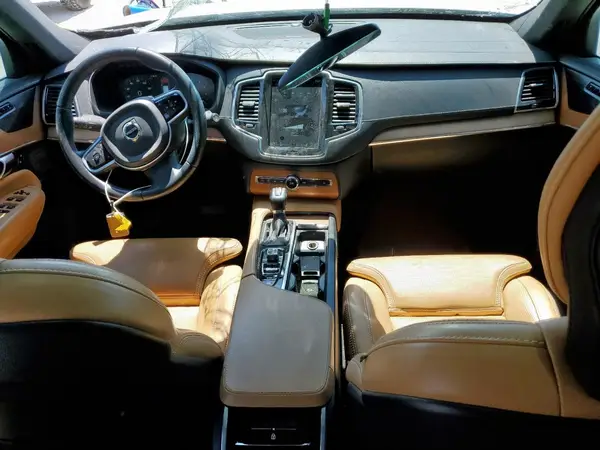 YV4A22PL6K1457321 2019 VOLVO XC90 - Image 8