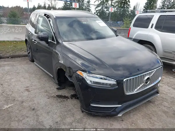 YV4A22PL6K1468478 2019 VOLVO XC90 - Image 1