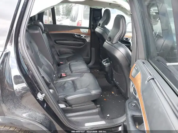 YV4A22PL6K1468478 2019 VOLVO XC90 - Image 8