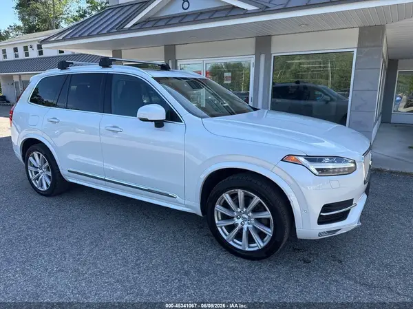 YV4A22PL6K1487077 2019 VOLVO XC90 - Image 1