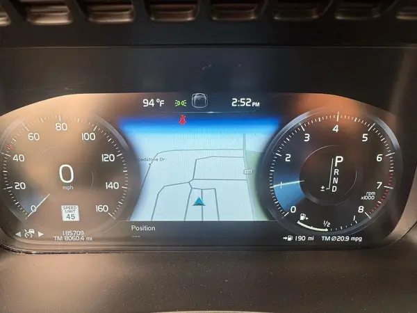 YV4A22PL6K1487077 2019 VOLVO XC90 - Image 8