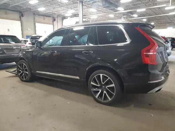 YV4A22PL6K1490805 2019 VOLVO XC90 - Image 2