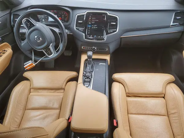 YV4A22PL6M1698816 2021 VOLVO XC90 - Image 8
