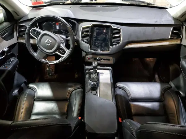 YV4A22PL6N1868478 2022 VOLVO XC90 - Image 8