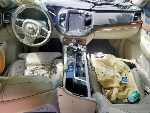 YV4A22PL7G1012836 2016 VOLVO XC90 - Image 8