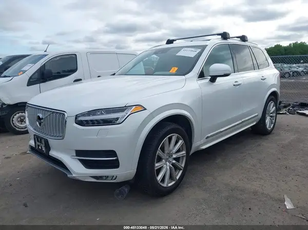 YV4A22PL7G1017633 2016 VOLVO XC90 - Image 2