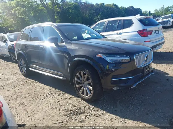 YV4A22PL7G1022279 2016 VOLVO XC90 - Image 1
