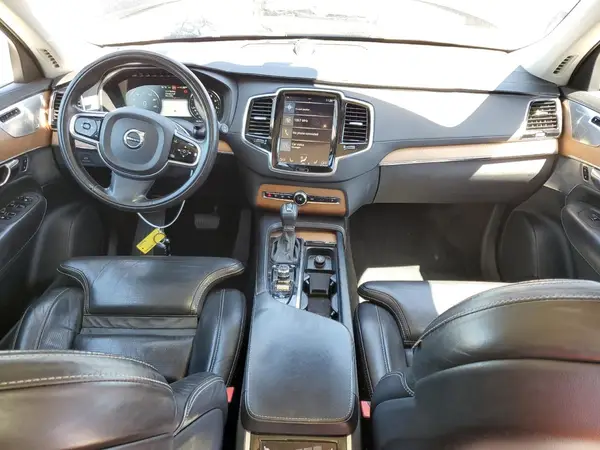 YV4A22PL7G1045397 2016 VOLVO XC90 - Image 8