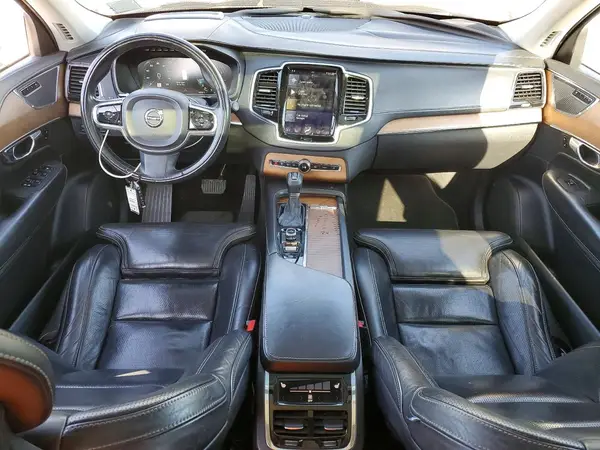YV4A22PL7G1048641 2016 VOLVO XC90 - Image 8