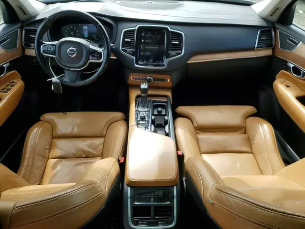 YV4A22PL7G1073782 2016 VOLVO XC90 - Image 8