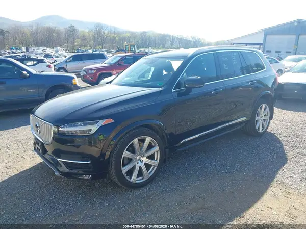 YV4A22PL7G1074544 2016 VOLVO XC90 - Image 2