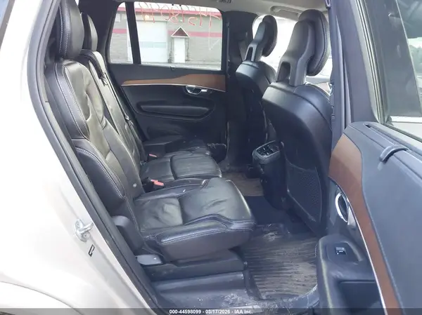 YV4A22PL7G1084510 2016 VOLVO XC90 - Image 8