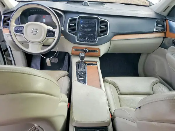 YV4A22PL7H1138003 2017 VOLVO XC90 - Image 8
