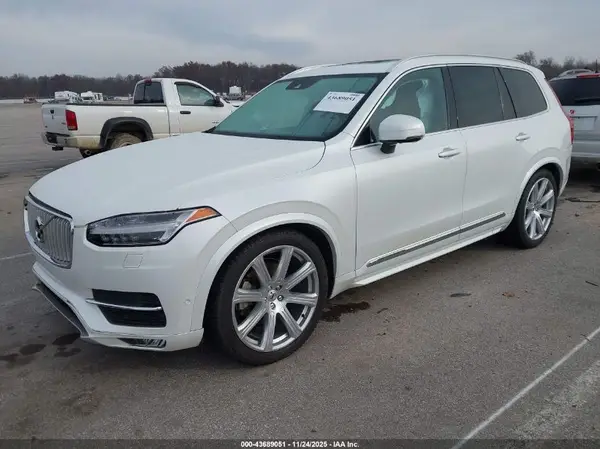 YV4A22PL7H1152774 2017 VOLVO XC90 - Image 2