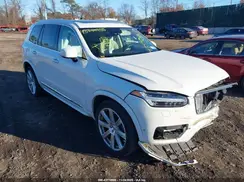 YV4A22PL7H1154668 2017 VOLVO XC90