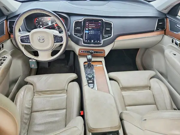 YV4A22PL7H1171101 2017 VOLVO XC90 - Image 8