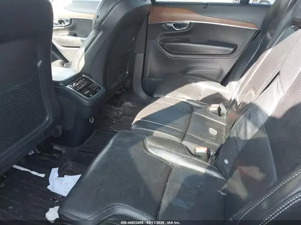 YV4A22PL7H1176721 2017 VOLVO XC90 - Image 8