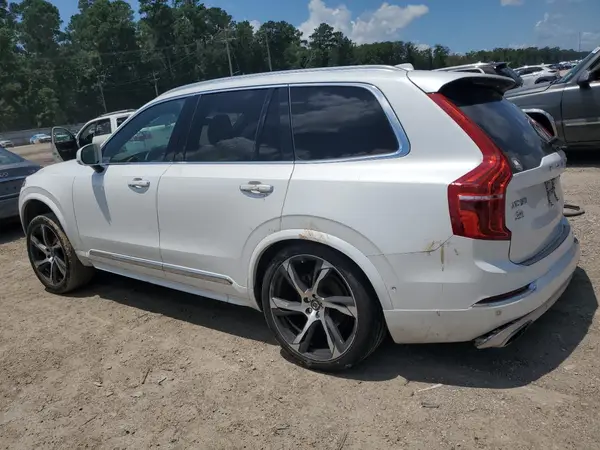 YV4A22PL7J1192553 2018 VOLVO XC90 - Image 2