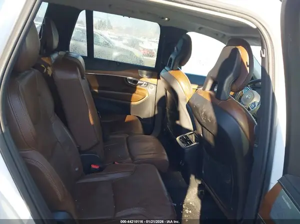 YV4A22PL7J1193394 2018 VOLVO XC90 - Image 8
