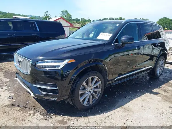 YV4A22PL7J1201994 2018 VOLVO XC90 - Image 2