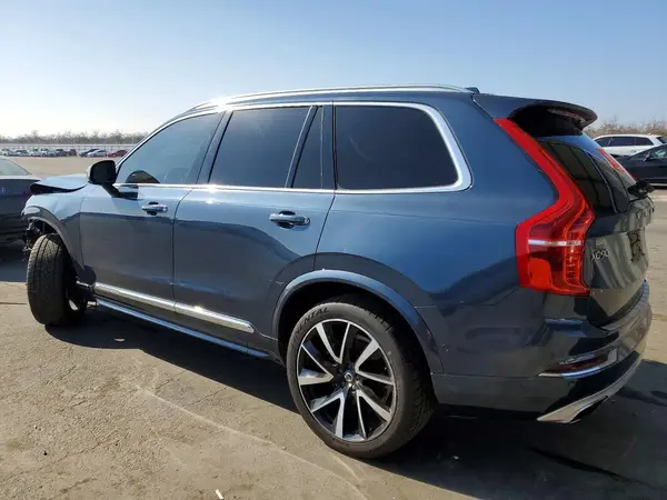 YV4A22PL7J1329278 2018 VOLVO XC90 - Image 2