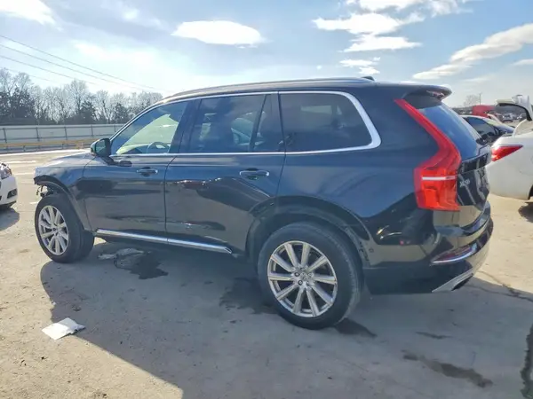 YV4A22PL7J1333105 2018 VOLVO XC90 - Image 2