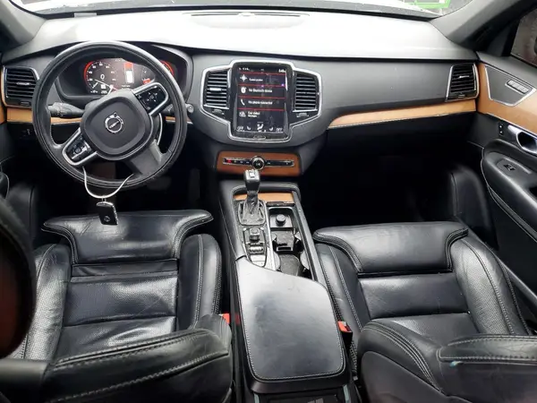 YV4A22PL7J1338496 2018 VOLVO XC90 - Image 8
