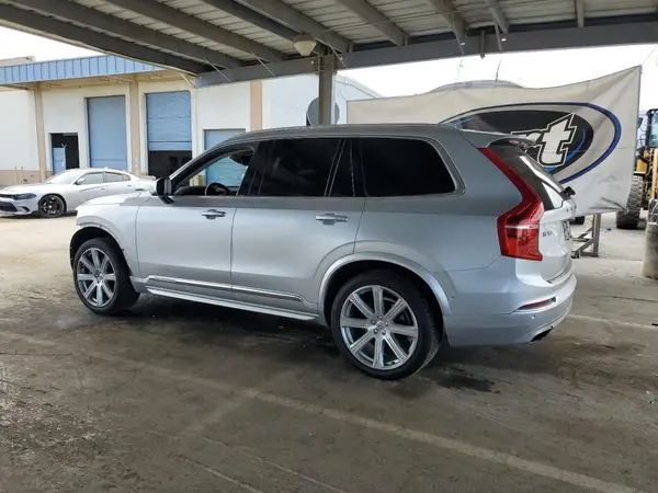 YV4A22PL7J1348591 2018 VOLVO XC90 - Image 2