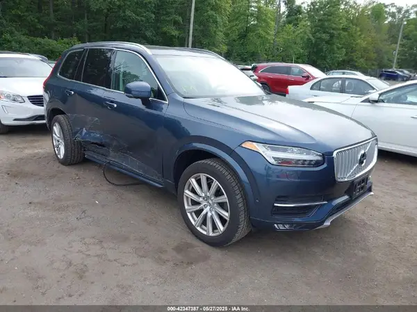 YV4A22PL7J1384300 2018 VOLVO XC90 - Image 1