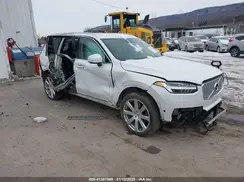 YV4A22PL7K1424411 2019 VOLVO XC90