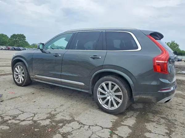YV4A22PL7K1443721 2019 VOLVO XC90 - Image 2