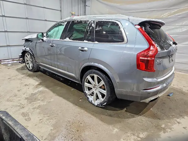 YV4A22PL7K1444853 2019 VOLVO XC90 - Image 2