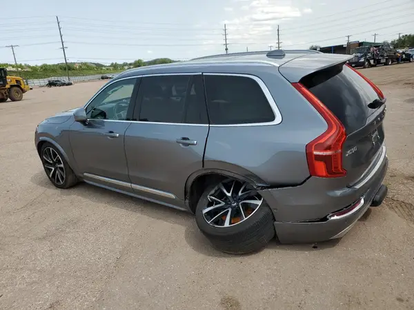 YV4A22PL7K1462804 2019 VOLVO XC90 - Image 2