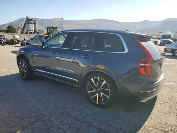 YV4A22PL7K1487069 2019 VOLVO XC90 - Image 2