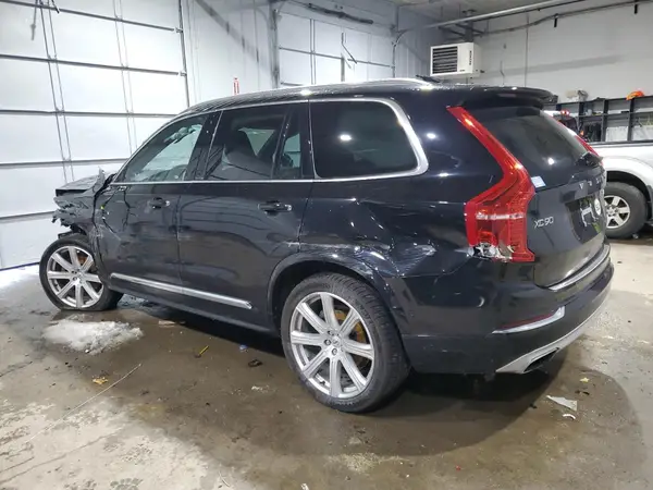YV4A22PL7K1488416 2019 VOLVO XC90 - Image 2