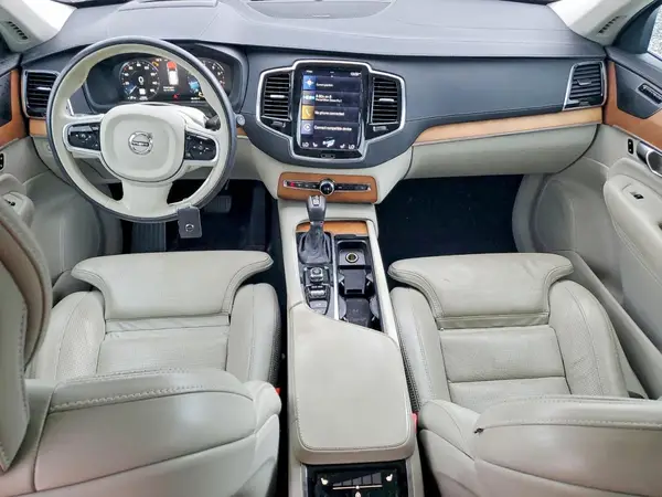 YV4A22PL7K1490456 2019 VOLVO XC90 - Image 8