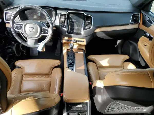 YV4A22PL7K1494555 2019 VOLVO XC90 - Image 8