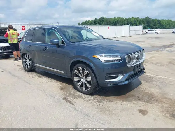 YV4A22PL7L1614209 2020 VOLVO XC90 - Image 1