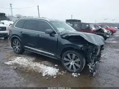 YV4A22PL7M1672774 2021 VOLVO XC90
