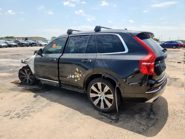 YV4A22PL7M1716627 2021 VOLVO XC90 - Image 2