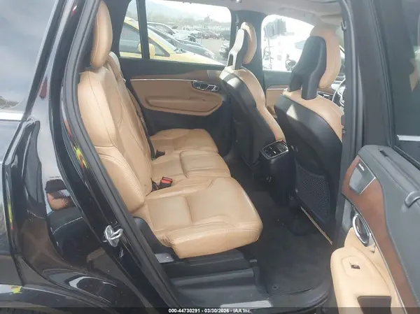 YV4A22PL8G1005247 2016 VOLVO XC90 - Image 8