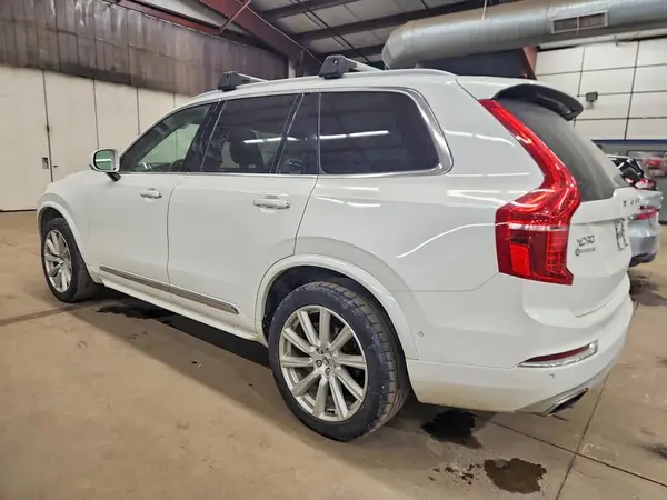 YV4A22PL8G1027491 2016 VOLVO XC90 - Image 2