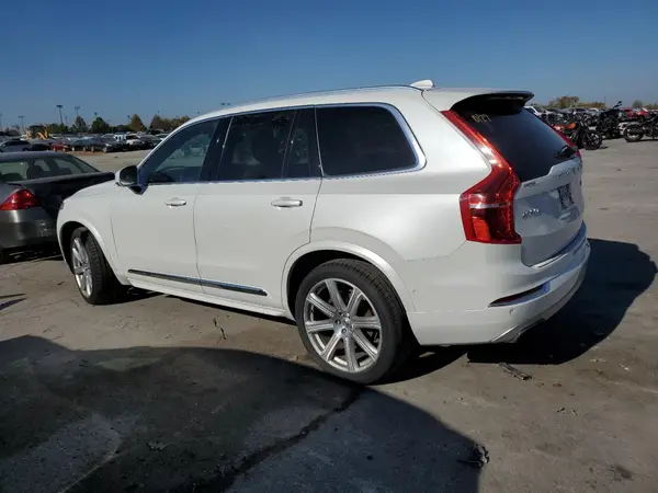 YV4A22PL8G1032030 2016 VOLVO XC90 - Image 2