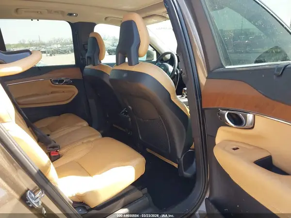 YV4A22PL8G1086489 2016 VOLVO XC90 - Image 8