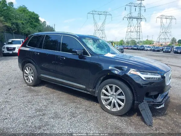 YV4A22PL8H1112512 2017 VOLVO XC90 - Image 1