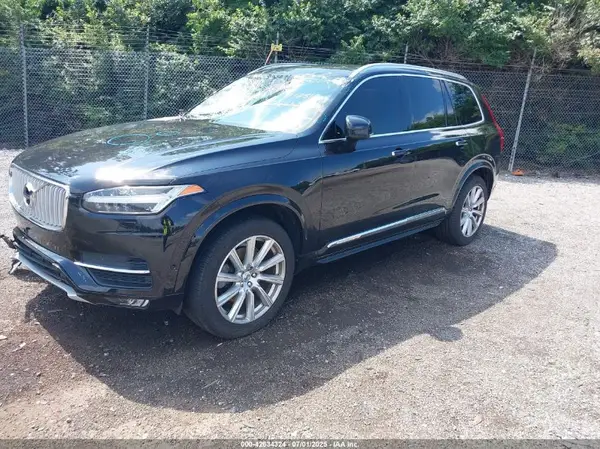 YV4A22PL8H1112512 2017 VOLVO XC90 - Image 2